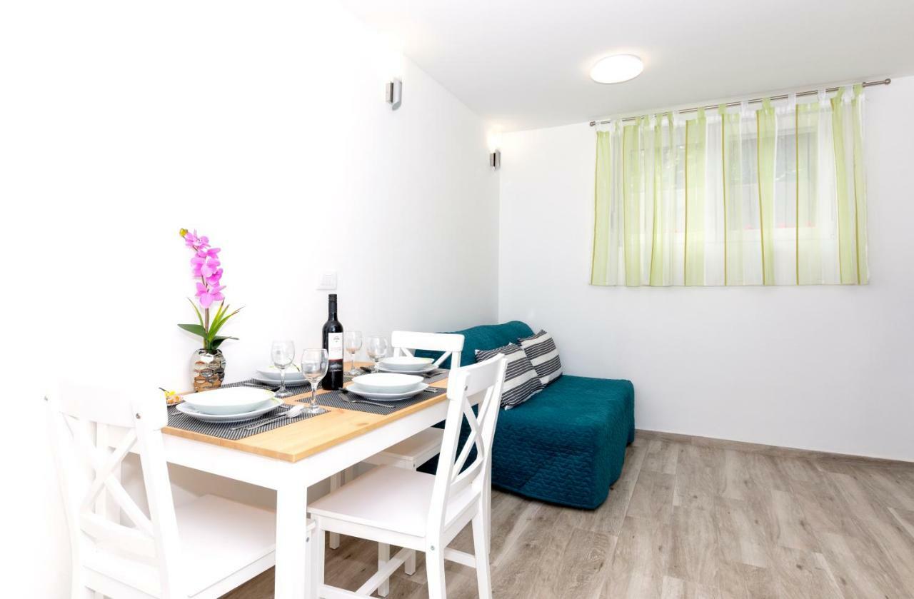 Apartments West Coast Σπλιτ Εξωτερικό φωτογραφία