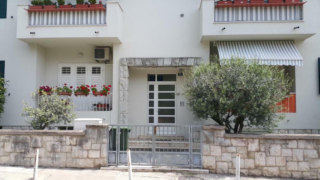Apartments West Coast Σπλιτ Εξωτερικό φωτογραφία